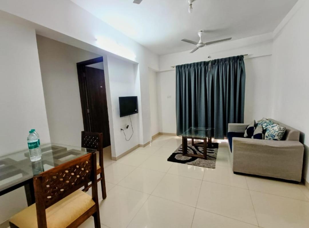 Ornate Service Apartments Pune Exterior foto